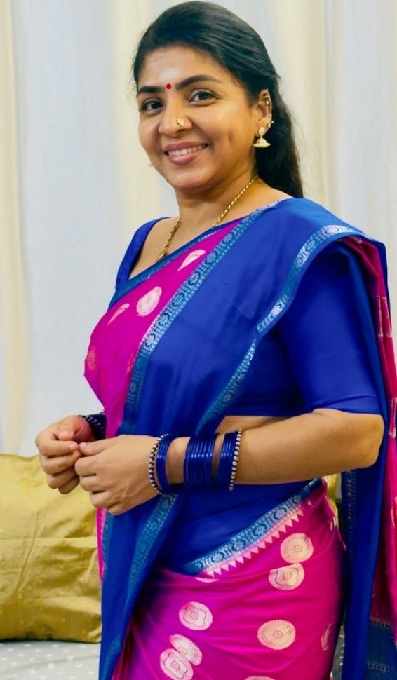BALAdlustking's tweet photo. priyadarshini mami 🥵

mami mode 😍                                 mommy mode📷🥵 https://t.co/v5JVqSaAnV
