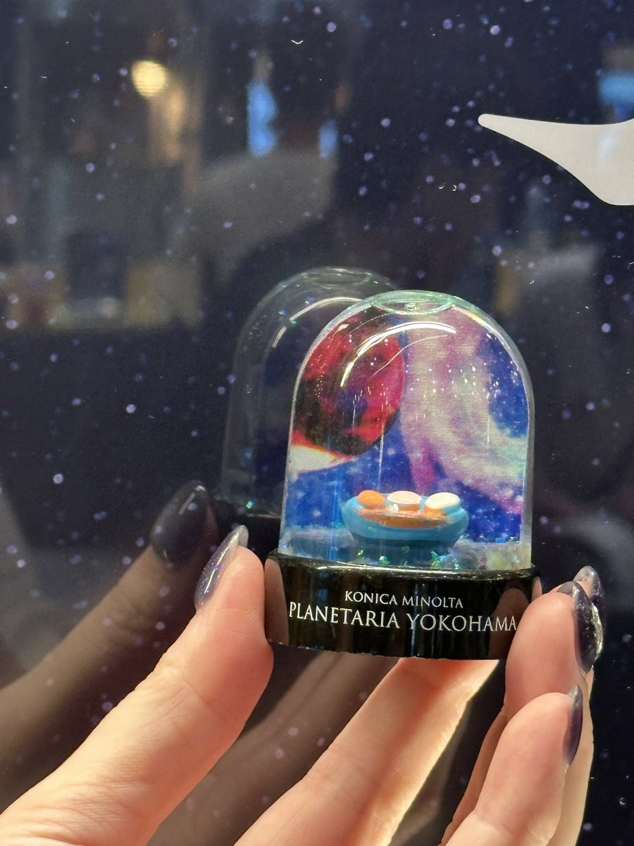 c_haniwa's tweet photo. 最高でした！！最後泣きそうになりました｡ﾟ(ﾟ´Д｀ﾟ)ﾟ｡
そしてニコルをホテルに置いてけぼりにする大失態。王様小さい…
フルーツウォーターはさっぱりしていて美味しかったです🥰🥰
#流れ星を探して
#BUMPOFCHICKEN 
#コニカミノルタプラネタリウム https://t.co/ryvbKSVggV