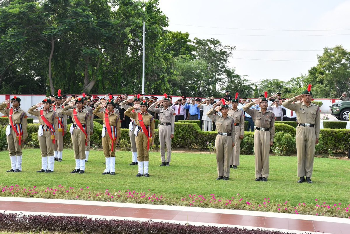 PRO Defence Lucknow tweet media