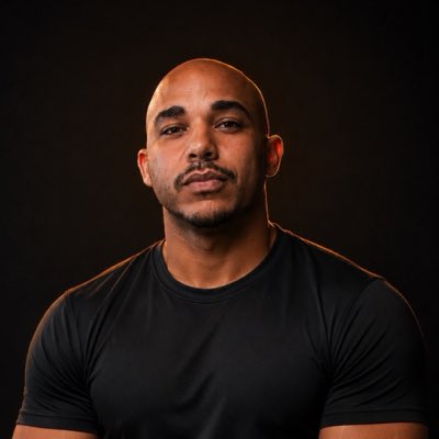 BritoIsmaell's tweet photo. #NovaFotoDePerfil https://t.co/kFD5P9rMwm
