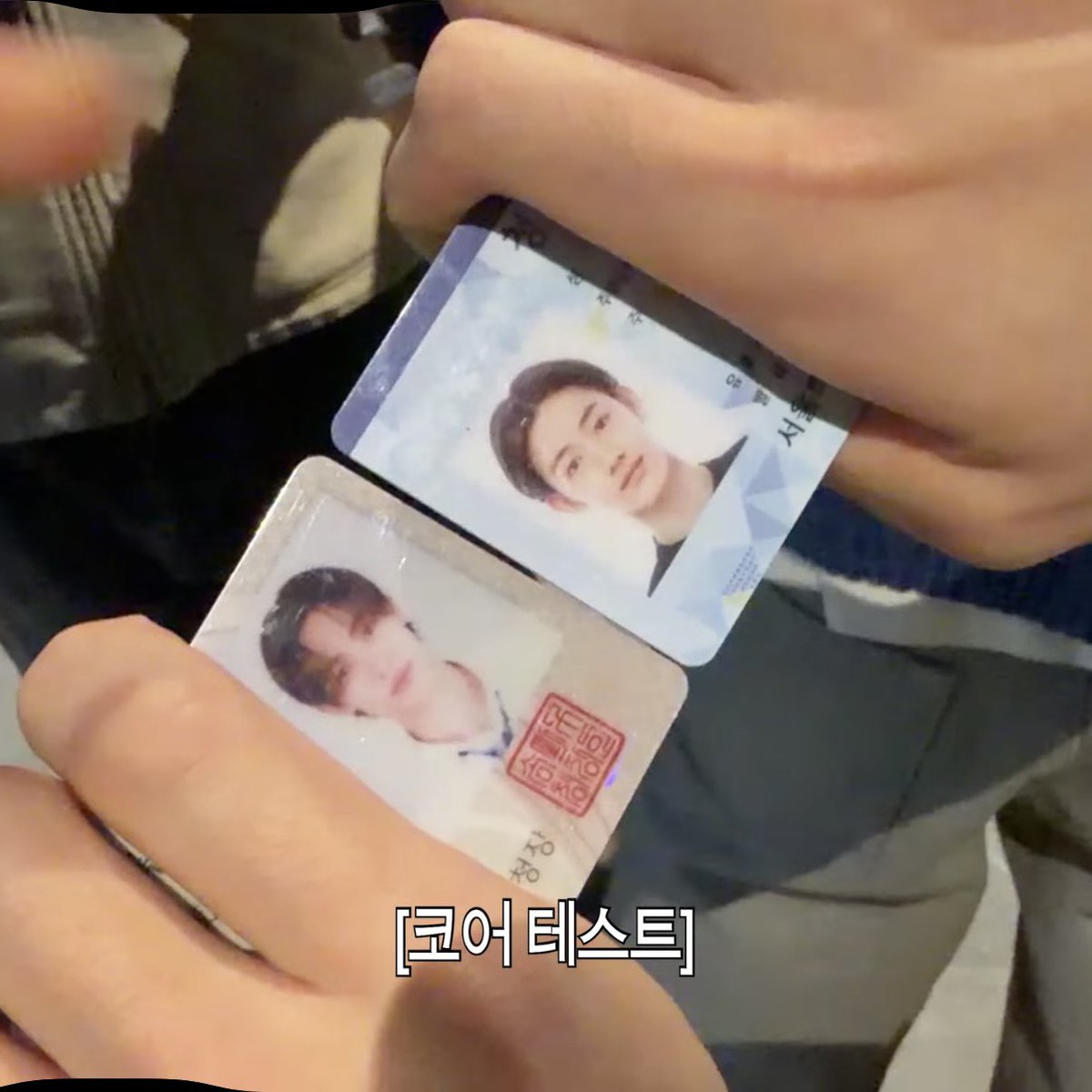 ddush99's tweet photo. 엄: 언제가 낫죠? https://t.co/SYgr5UAo4d