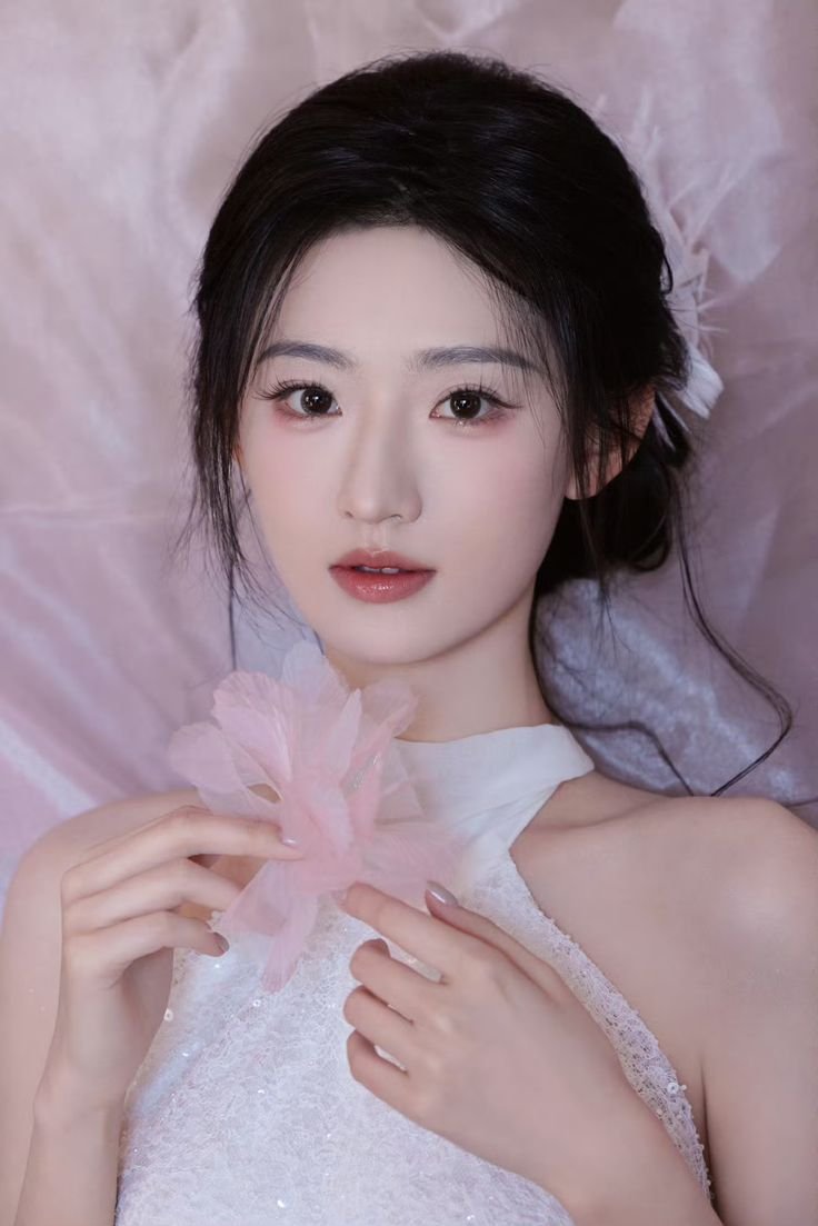 FKShi's tweet photo. 🍉 UPDATE!

#YangYuTong rumor to join filming drama 灼灼烈日 / Zhuo Zhuo Lie Ri / The Scorching Sun, that plan to start filming around 11 August 2026 in Fujian &amp; Anhui for 70 days.

Lead Cast: #BiWenJun #ZhouJieQiong
Genre: Youth, Family
Broadcast: Hunan &amp; 🥭

25/07/26 https://t.co/tBekc6KnVi