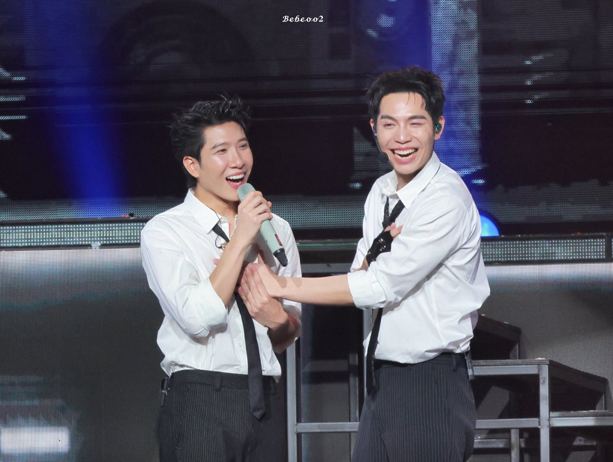 Bebe_oo2's tweet photo. Give you my heart❤️
✨ @myktnw @Firstkpp 

EMBPFK FEEL THE FUN TOGETHER
#FFFPartyConcert2026D2
#FFFPartyConcert2026
#FirstKhaotung #เฟิร์สข้าวตัง https://t.co/gDqAw7uXgm