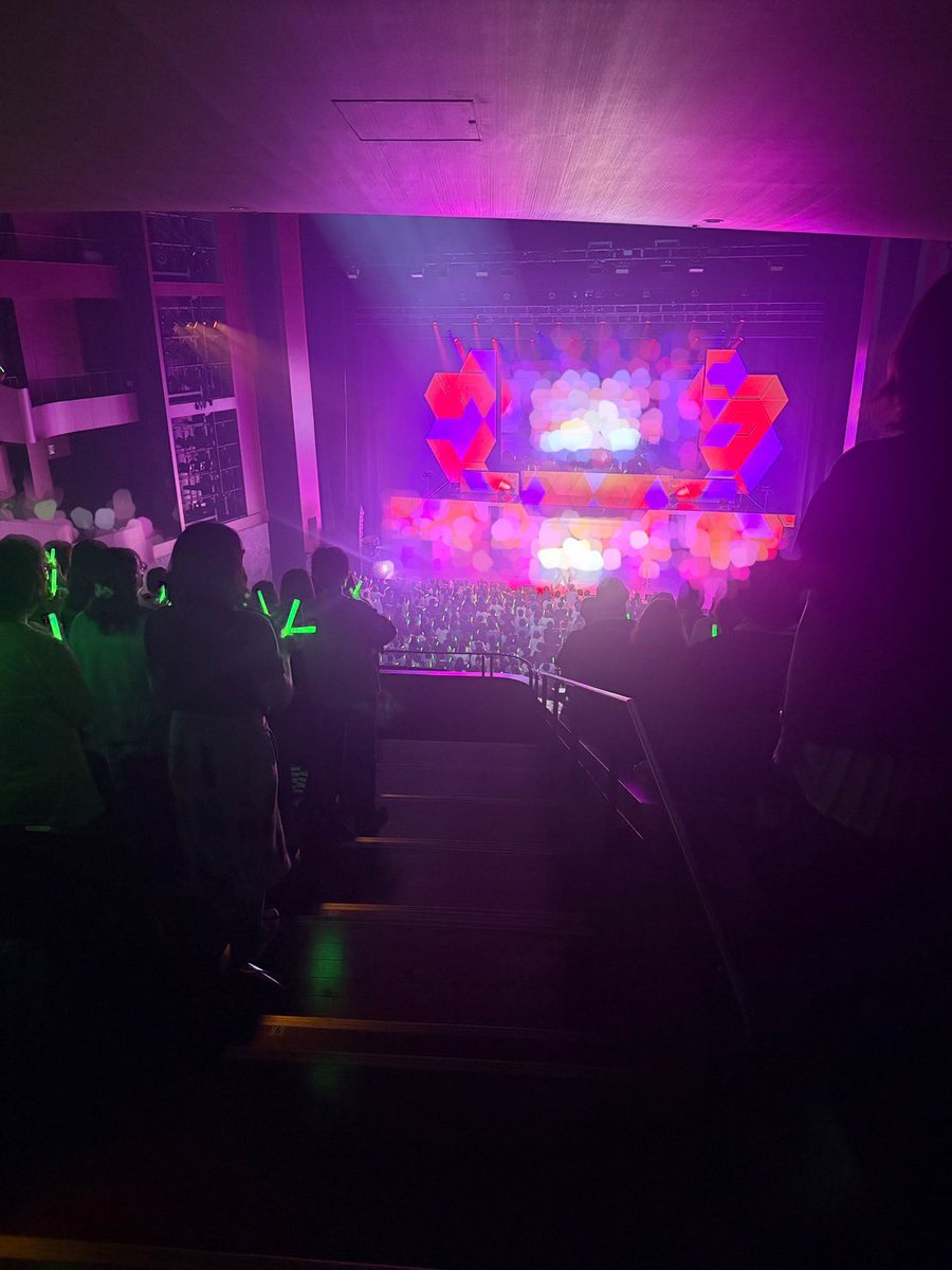 atarashiichizu's tweet photo. NAKAMA to MEETING Vol.5 北海道公演
2日目もありがとうございました⭐

→NEXT 神奈川公演（8/11・8/12）

#NAKAMAtoMEETING_vol5 #新しい地図 https://t.co/bTTf5O5sVo