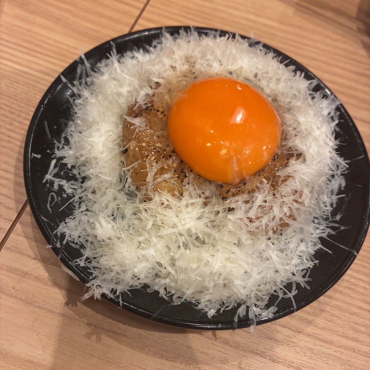 _chiyuki_'s tweet photo. アフタヌーンティーで桃のショートケーキ🍰食べた«٩(*´ ꒳ `*)۶»
ショートケーキも桃もめっちゃ好きだからとても幸せでした✨
���の後居酒屋さんで食べた焼きおにぎりもむちゃくちゃ美味しかったぁ！！！ https://t.co/px5Dv0i41y