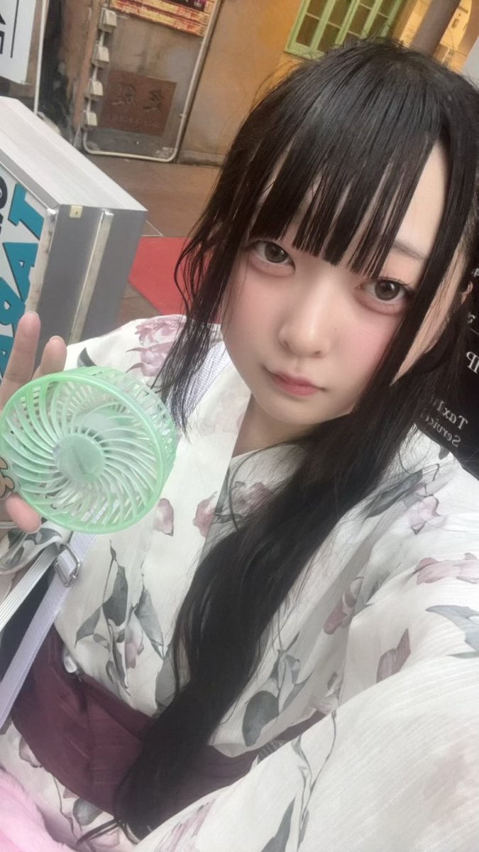 meron_roen's tweet photo. 浴衣！24じまでいます！♡

#コンカフェ  #自撮り界隈 #町田 https://t.co/bo3klDfplo