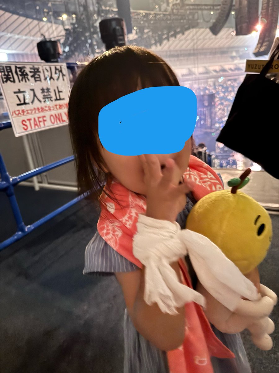 72yz8121's tweet photo. またいつか！イロハの時の私の太郎さんは娘っちのになりました😂

そしてガチャに並んでる時に前の方が娘に太郎さんの目印とピンクのラババンくれてありがとうございます🙏無料でくれて🥹 https://t.co/hfivWLiOoH