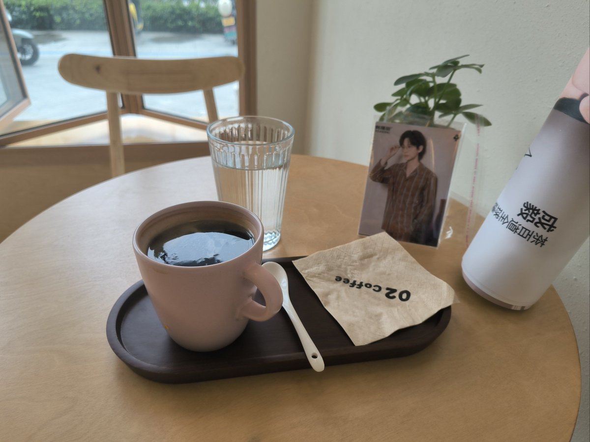dobeeisfree_4's tweet photo. Back-to-back meetings all morning, fueled by 2 cups of coffee and a midday snack run – small wins to power through the rest of the workday ， https://t.co/TBhLSvjrXR