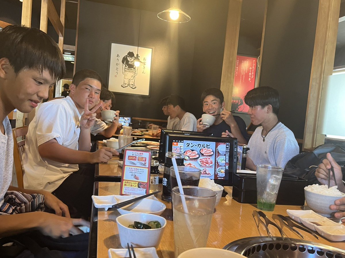 ina__ko89's tweet photo. 伊奈高野球部では本日新チーム初の練習試合を行いました！マネージャー企画で前日に決起集会をしたわりには元気が無く、残念ながら課題だらけの初戦となりました。先週実施した各種測定データも参考にしながら全員で出場機会を積み重ね、自分もチームも成長させられるよう責任感を持って頑張ります！ https://t.co/hnpwlg7OiY
