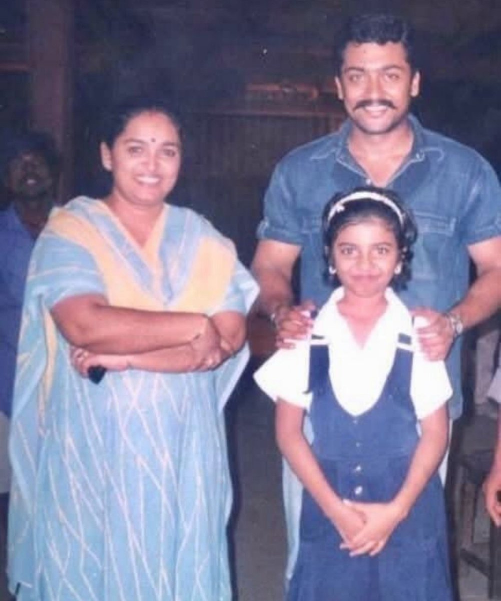 kayaldevaraj's tweet photo. First Photo 
#KaakhaKaskha Set

#SrijaRavi #SRRaveena #Suriya 

--------------

Second Photo 
#ViswanathanAndSons Set

#Suriya and #SRRaveena

Super @raveena116 https://t.co/4PEKGQ2dCk