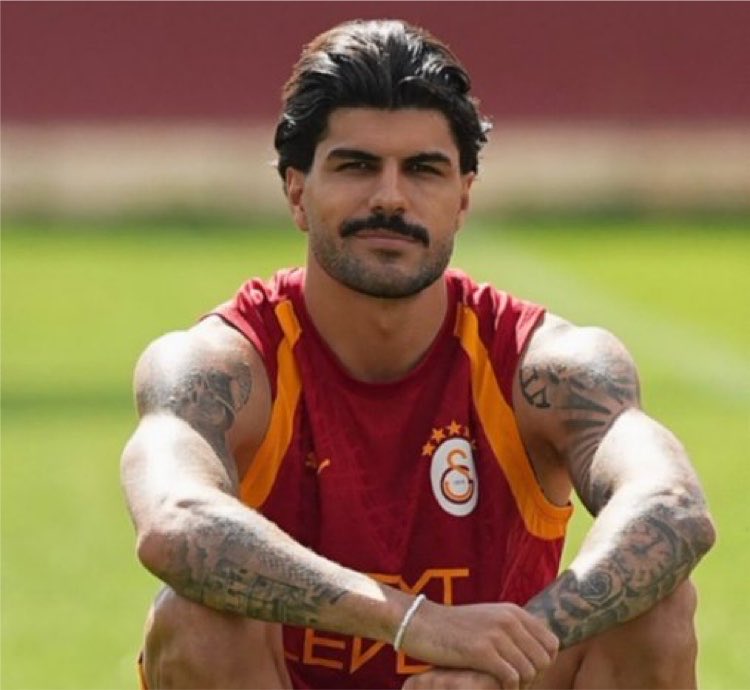 TransferWeb1's tweet photo. Eren Elmalı: "Şampiyonlar Ligi'nde hangi takımın geldiği önemli değil. İnşallah PSG gelir, inşallah Real Madrid gelir." https://t.co/m0bpWInRrQ