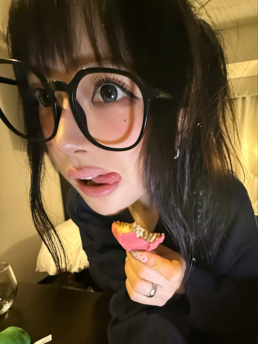 dayeon_you_'s tweet photo. なに https://t.co/9s7GYxeHzc