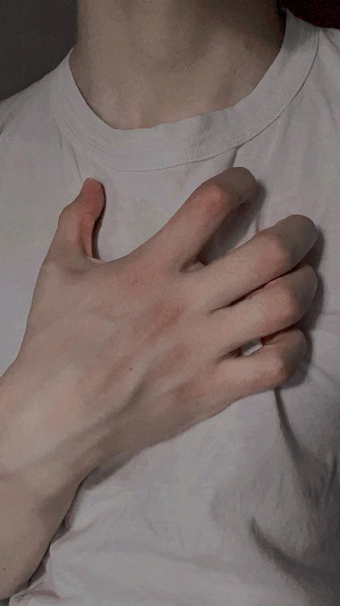 Aurora_1475's tweet photo. Chapter 2 of #jundylanau : 

The scent of a beta? Has been posted. 
Hope you like it~

[#nuthong #marspo #jundylan] https://t.co/EZ1o2DUcB2