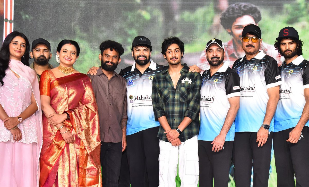 ItsmeMadhu_7's tweet photo. A grand celebration at the #Anakapalli Trailer Launch held at ECL! 🔥

The trailer was officially unveiled by special guests @actorsrikanth , #TarunKumar ,  , and @isudheerbabu, marking the beginning of an exciting journey. ❤️‍🔥

#AnakapalliTrailer Out Now 

https://t.co/DNldpZkfWB https://t.co/DzSeRmPGtB