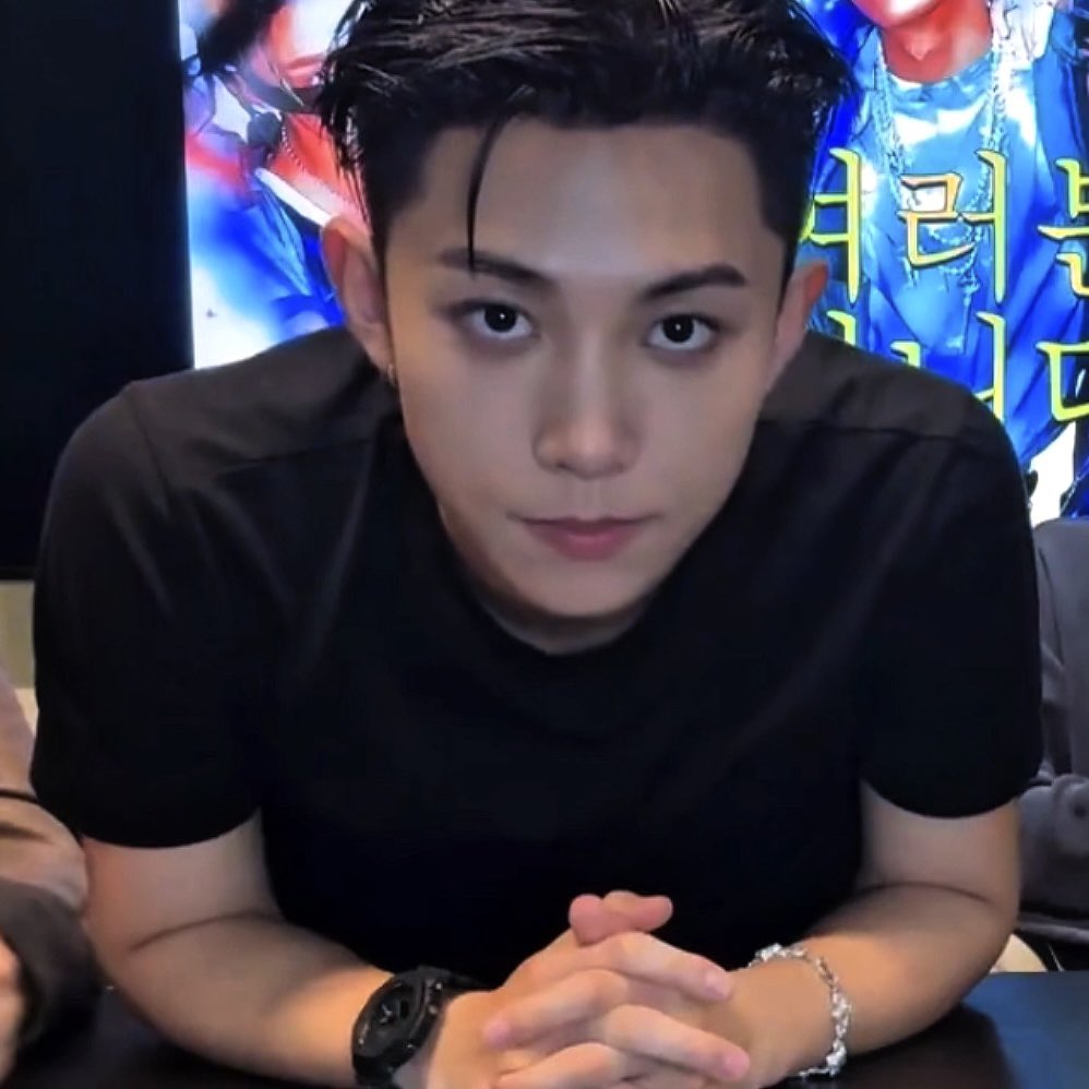 rulhyul's tweet photo. “nurut gak sama mas?”             “nye nye nye.” https://t.co/MWRyPPNBbF
