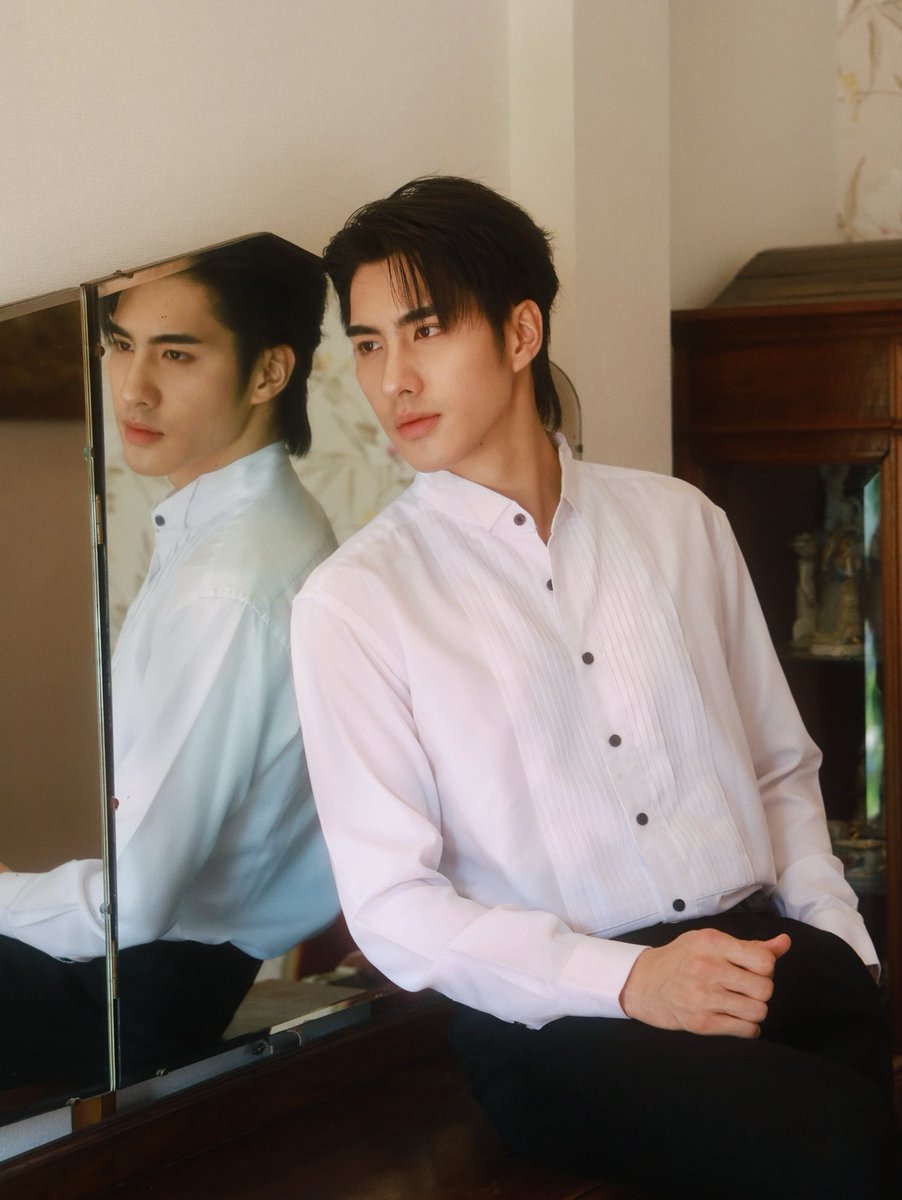 peterpanzz_w's tweet photo. คุณสิบ 🎩  คุณปีใหม่ 🌟

#ที่สามของเธอEP1

YOUR THIRD SERIES EP1

#peterpanzz_w #fluke_natouch https://t.co/0O51drpJFp