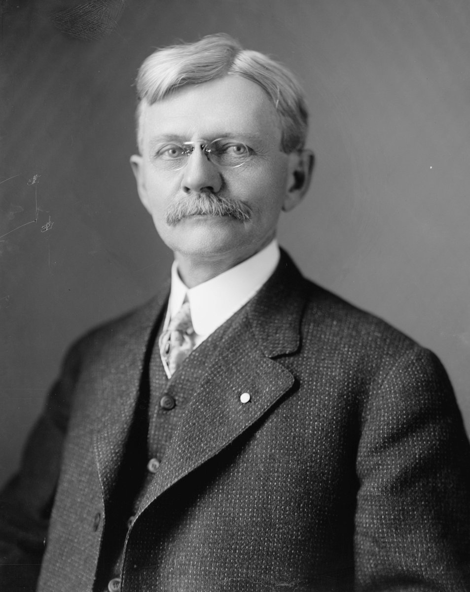 JeffreyGuterman's tweet photo. J.D. Vance became the first vice-president of the U.S. with a mustache since Thomas Riley Marshall, vice-president from 1913 to 1921 under President Woodrow Wilson. Vance is also the first vice-president to have a beard since Schuyler Colfax, vice-president from 1869 to 1873 under President Ulysses S. Grant. #FunFacts