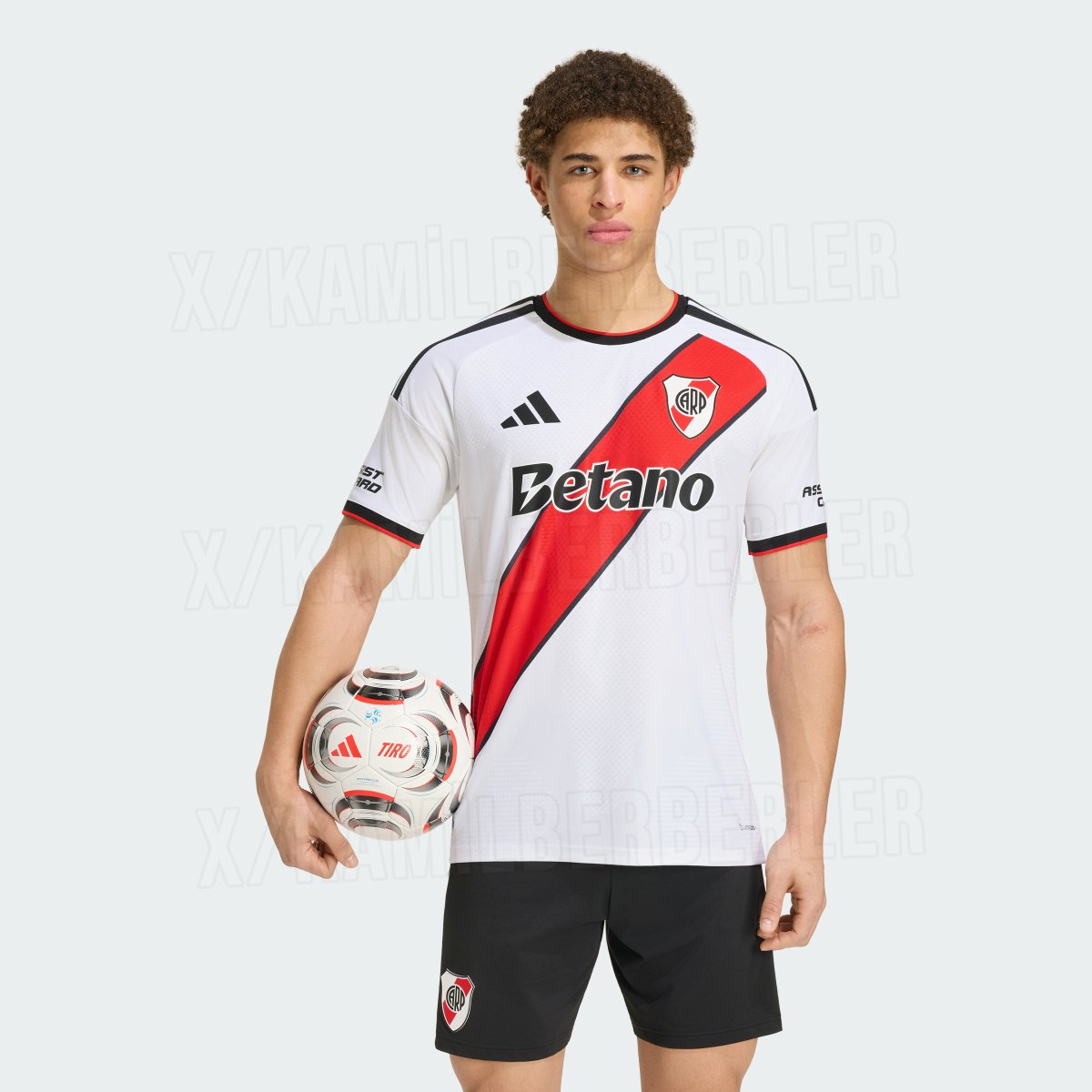 KamilBerberler's tweet photo. OFFICIAL | River Plate 26/27 Home Kit https://t.co/PDTdqSsjWi