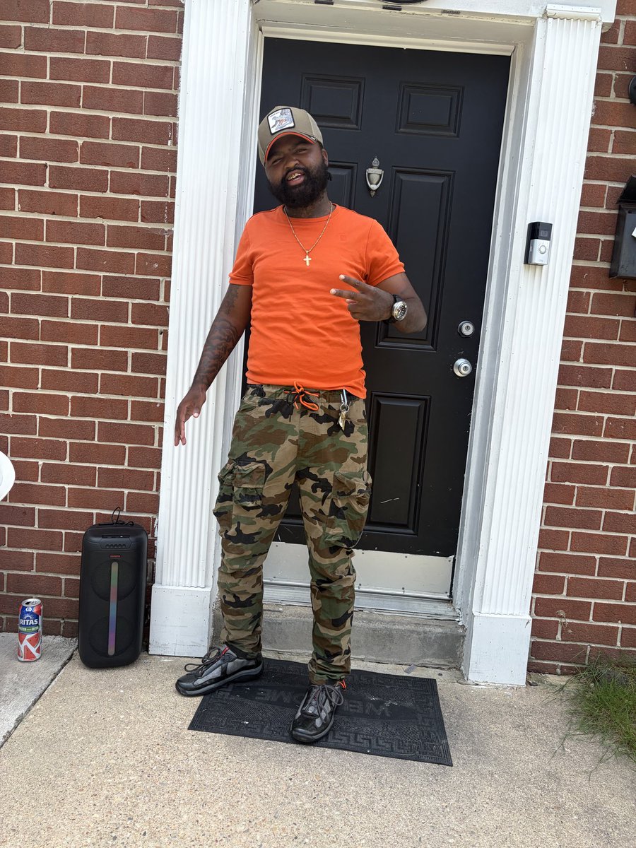 Quanstrong__'s tweet photo. They think I’m changing Fck that I’m all in! 🫡💪🏽💯 https://t.co/Q8fMwlxKC6