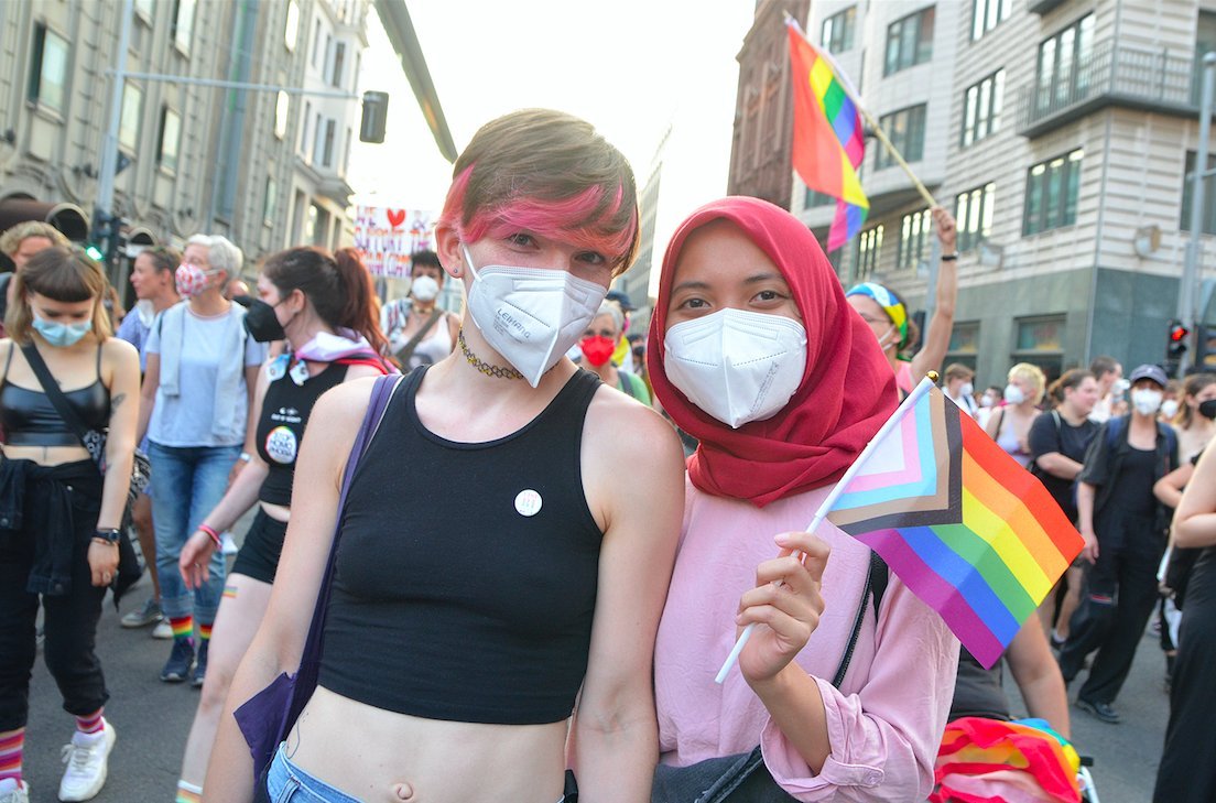 Vnlasteamer's tweet photo. This is my Berlin. Terror will never defeat it. Berlin has always been queer and always will be. CSD next year bigger than ever. ❤️‍🩹🧡💛💚🩵💙💜🤎🖤🌈🏳️‍⚧️🏳️‍🌈💪 https://t.co/UTcKvFqNjH