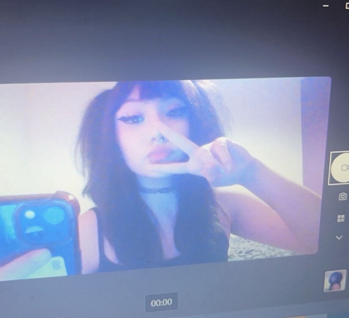 yuki tweet media