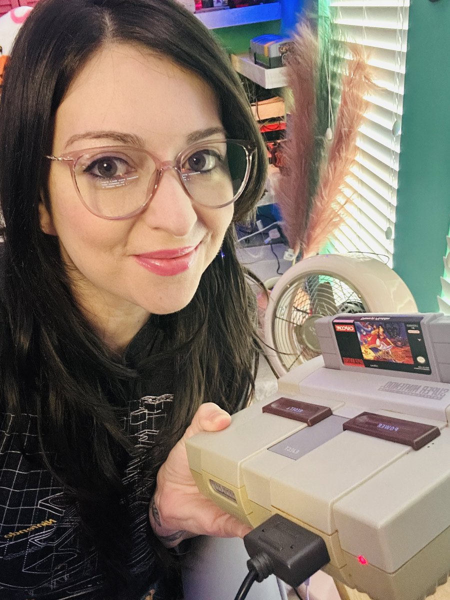 RetroJenny's tweet photo. It’s Super Nintendo time! Happy Sunday everyone!
#twitch #retro #gamer #sundayfunday #sunday https://t.co/86N38aKzDP