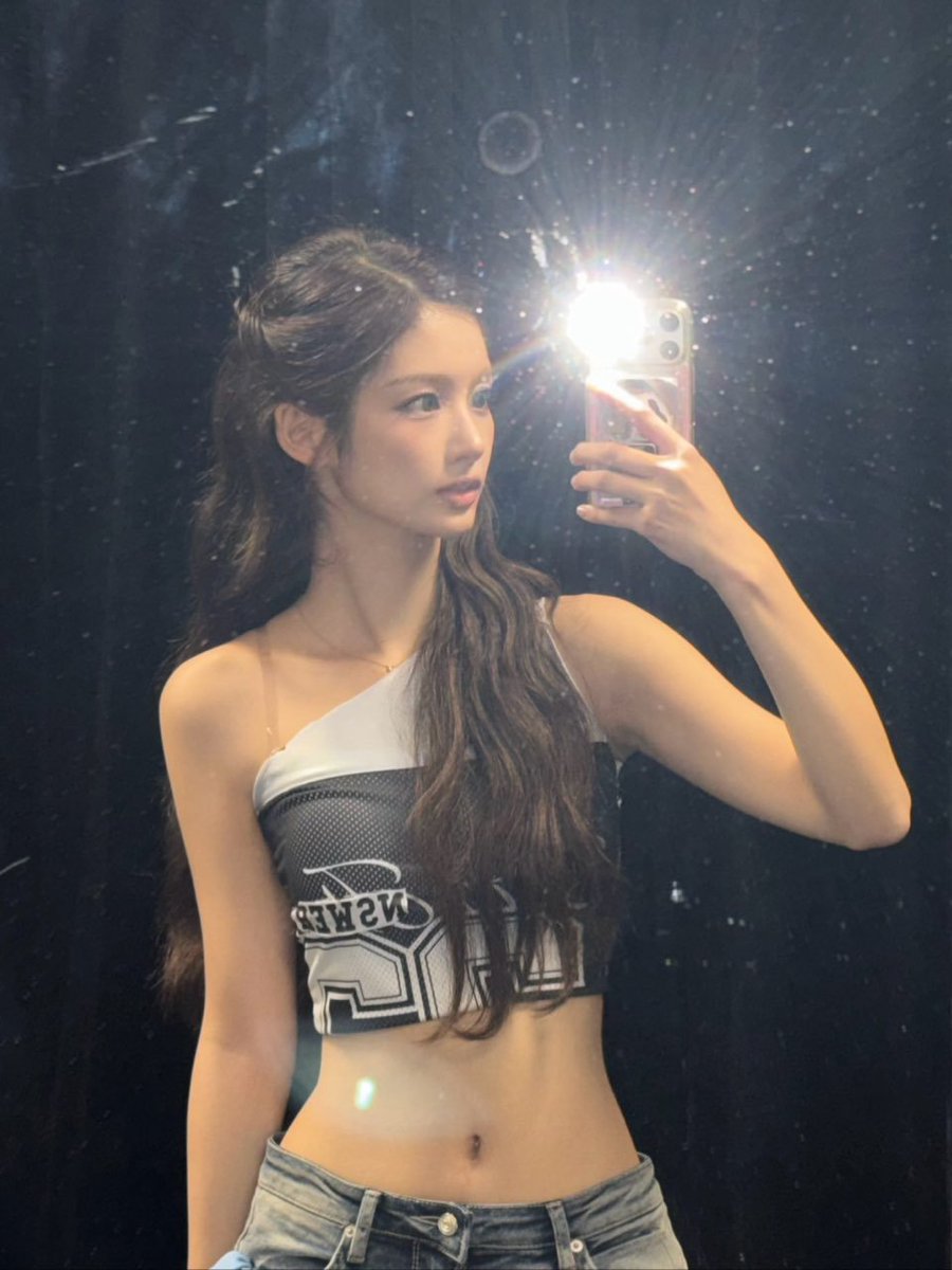 nmixxpics_'s tweet photo. 260727 🦌🫧 https://t.co/8gvX4up17n