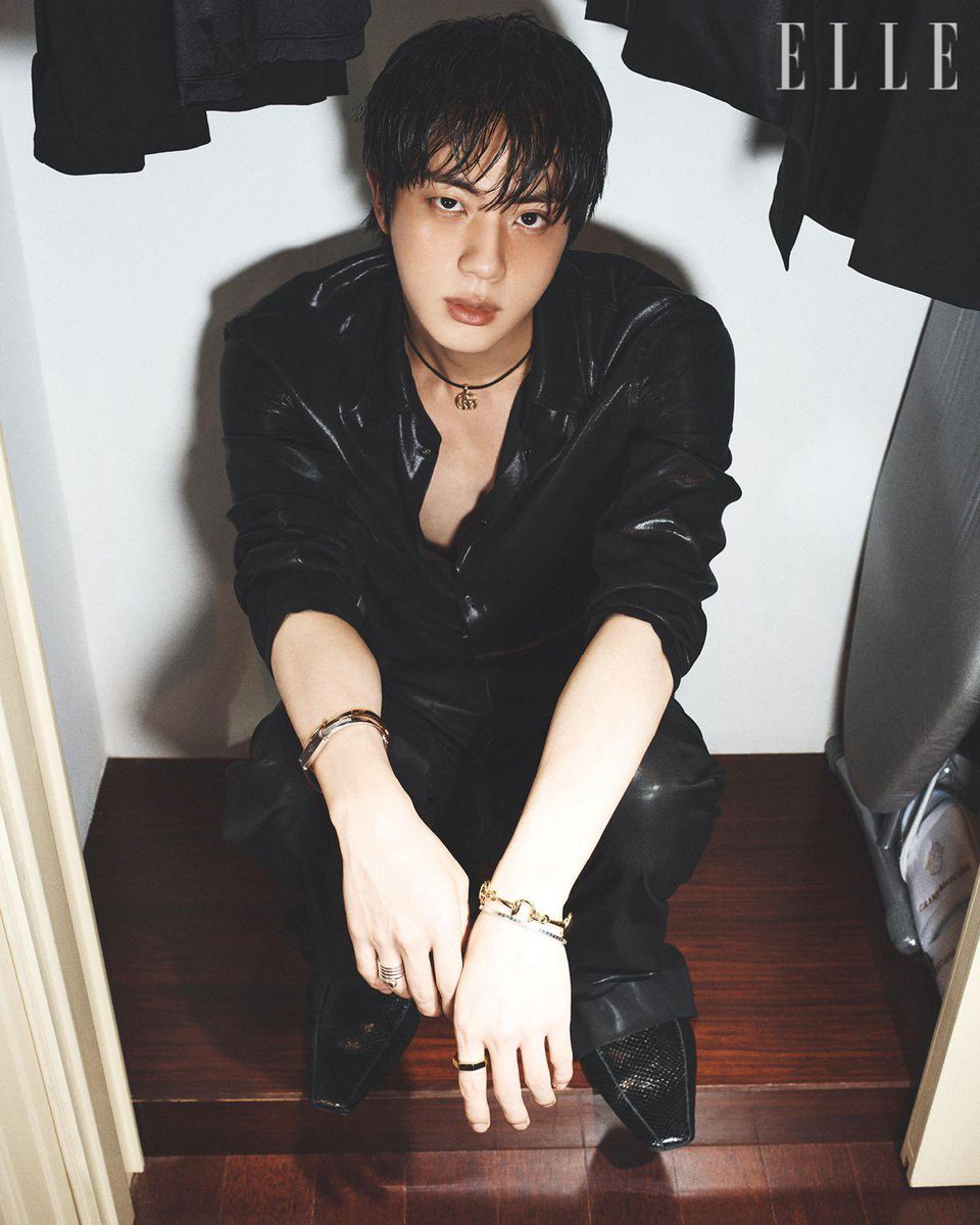 jinnieslamp's tweet photo. [ELLE Korea] Saying BTS Jin’s cover photoshoot is on another level is as natural as breathing. (10 photos) [HD]

BTS Jin needs no flowery embellishment. Dressed in Gucci, he brings the cover photoshoot to life with his most free-spirited movements.

JIN FOR ELLE KOREA 
#JinxELLEKorea #JinxGucci 
#Jin #Gucci @gucci