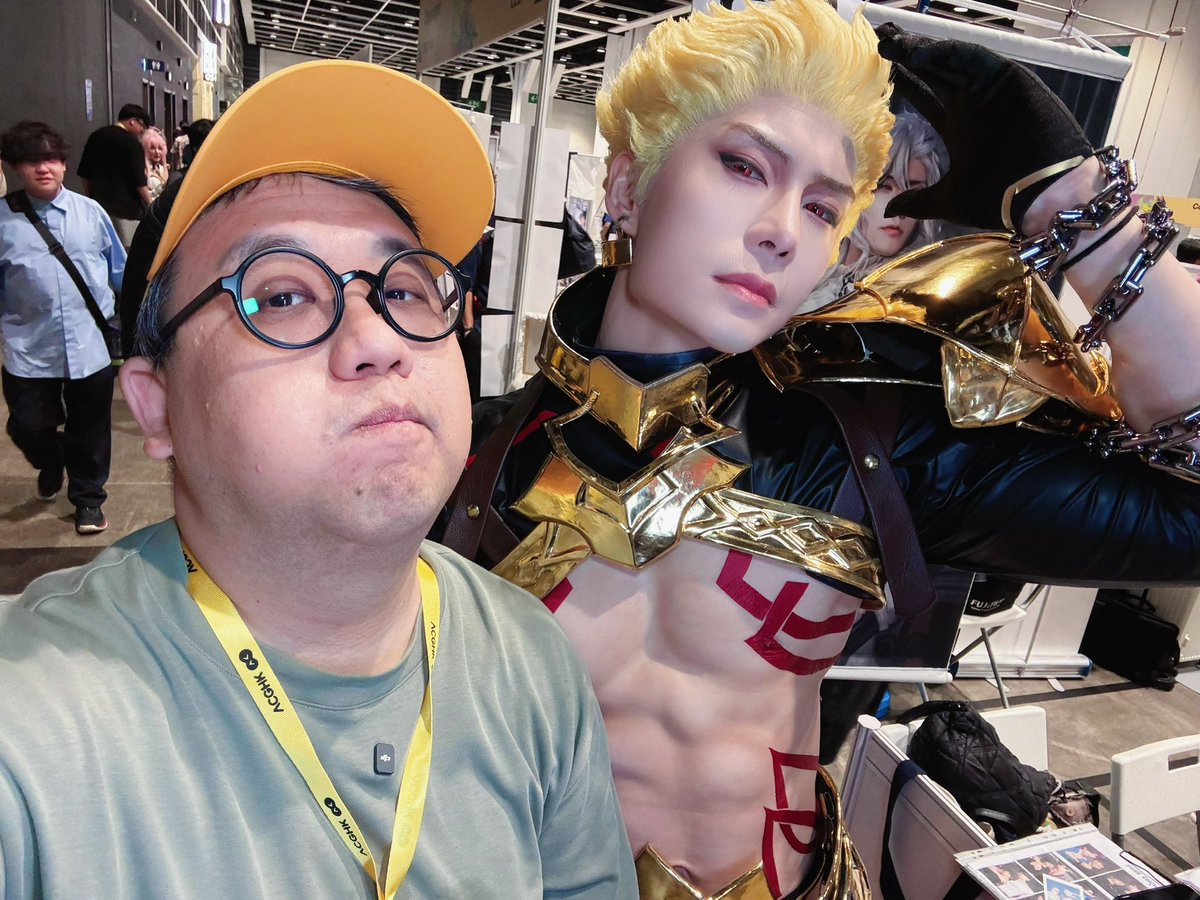 agctv81's tweet photo. Gilgamesh from Fate/stay night (Honkai: Star Rail ver.) by @thames_malerose. Taken at ACGHK 2026 in Hong Kong. 

#gilgamesh #honkaistarrail #cosplay #acghk2026 #hongkong https://t.co/WHgQmOAqMl