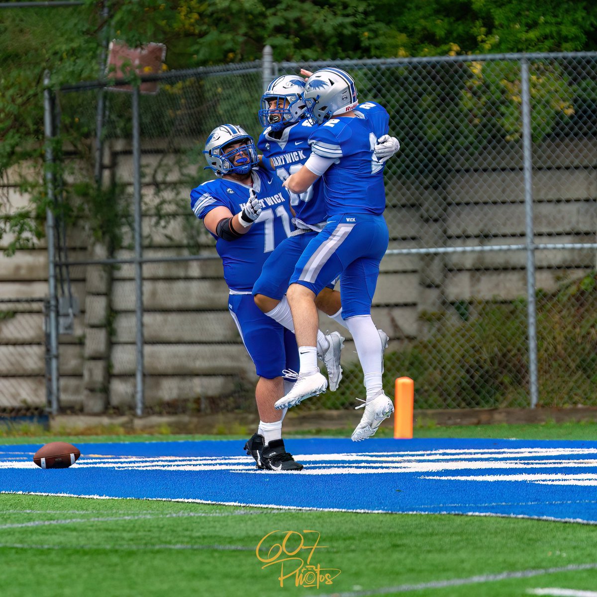 CoachElmore70's tweet photo. 🚨 ONE WEEK OUT! 🚨 

The clock is ticking to showcase your skills at our Prospect Camp here at Hartwick College 🏈🦅

Don’t miss your chance to compete and get on our coaches’ radar. Spots are filling up fast—lock yours in today!

Register now: https://t.co/gTxGDwIvC7 https://t.co/UCG5xi6MCs