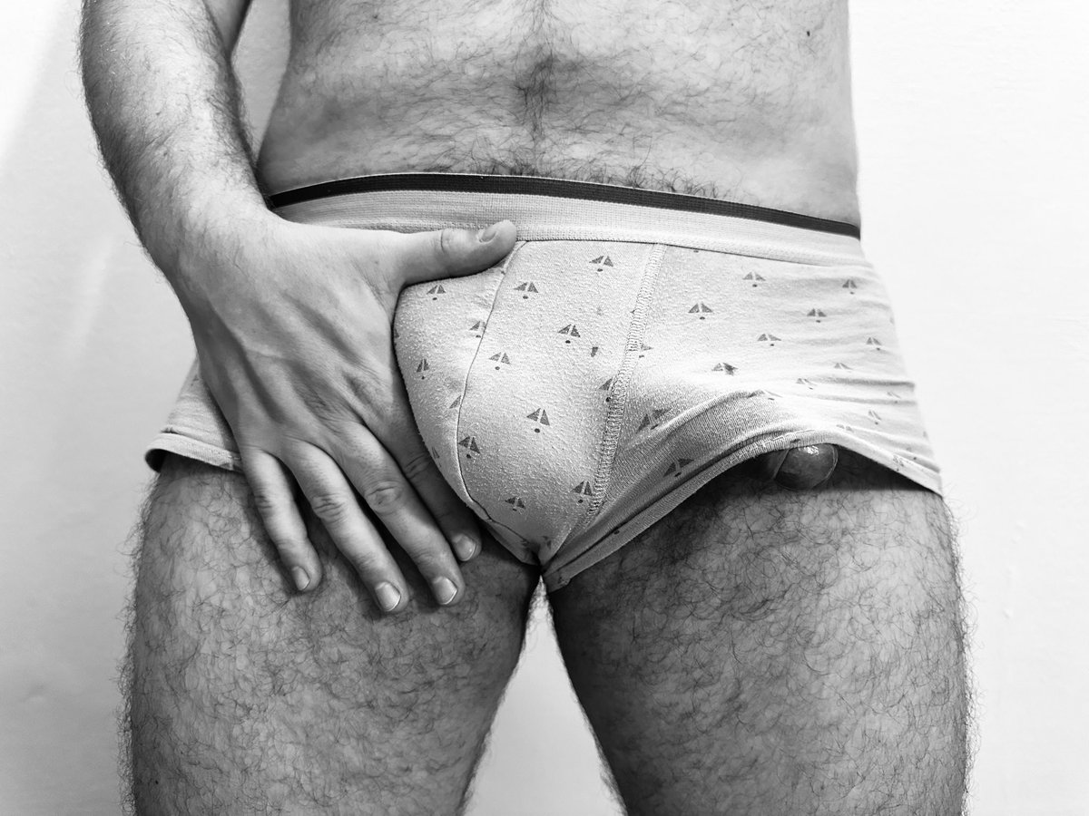 iBearyanOF's tweet photo. Something is getting hard!

#gay #gaybear #hairy #hairygay #hairybear #bear #underwear #dick #cock #precum #hairybelly #hairychest https://t.co/qVz9BNFtBl