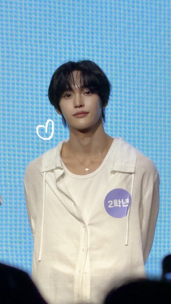 onlyBBiin's tweet photo. 스테이지 99 재밋엇당 >.< 멜론♡나♡원빈 https://t.co/XZM6YDHMol