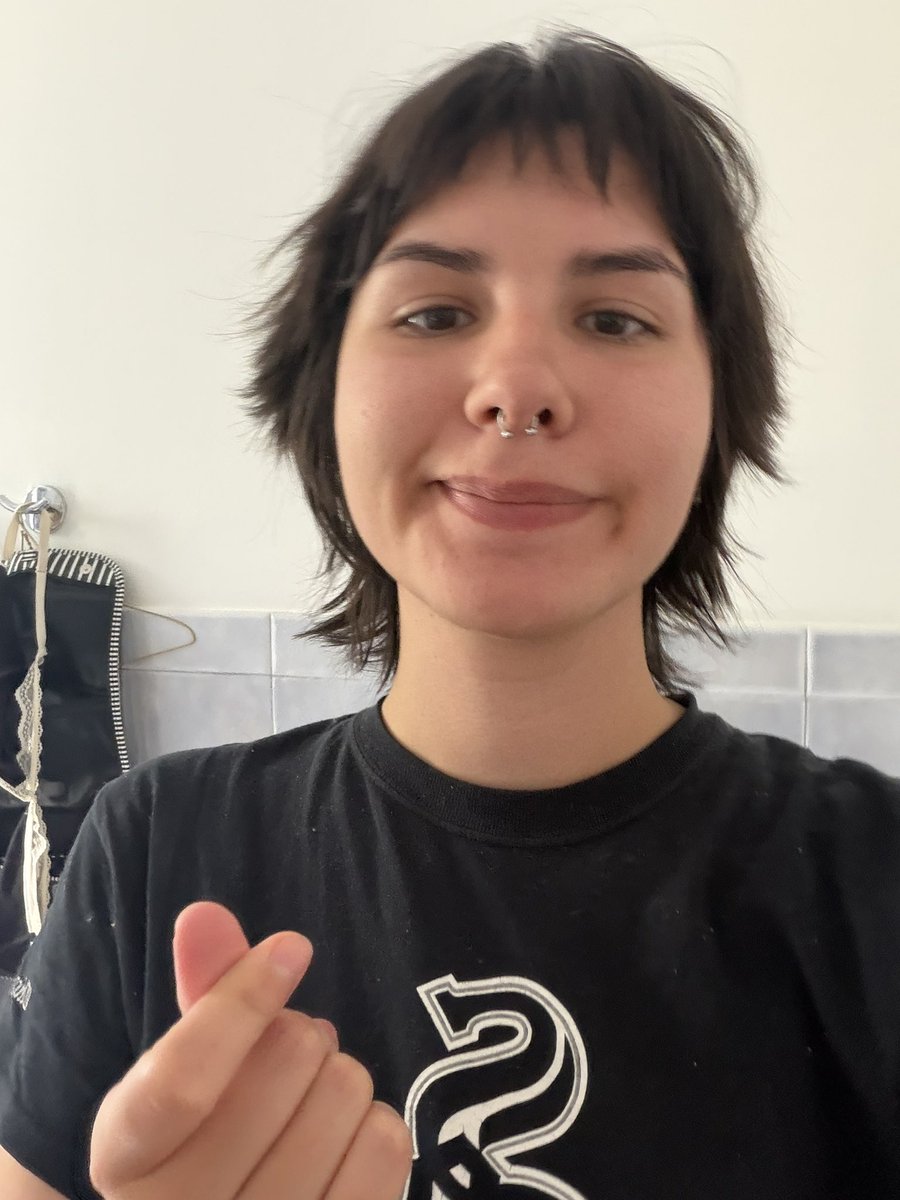 noraipad2's tweet photo. Her natural merp is so refreshing https://t.co/mUDDseA8g6