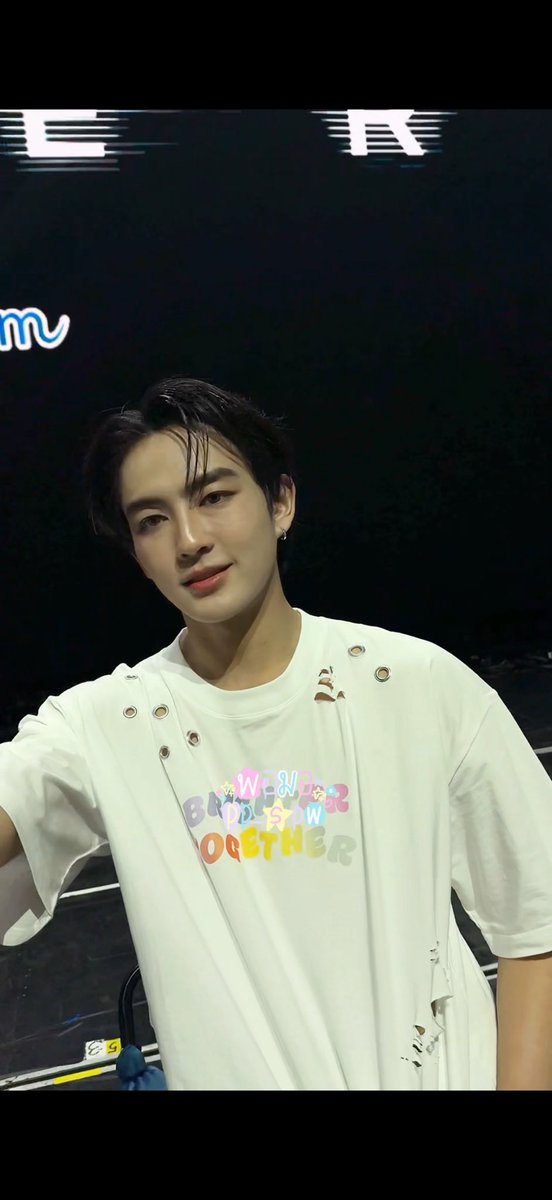 pp_spw's tweet photo. บอกไปว่าจะเป็นพี่ชุติตลอดไป จะรักฮาร์ทตลอดไป
ฮีบอก สาธุ สัญญาแล้วนะ 😭😭😭
ฮีืออออออ สัญญาคับบบ 🤝🏻

#HEARTchuthiwat 
#BUS_LIGHTASONE_D3 https://t.co/3pgavQeLMU