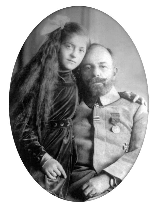 pirokoncolos's tweet photo. Nadir bir fotoğraf;

1. Dünya Savalı yıllarında Cemal Paşa ve kızı Kamuran hanım. https://t.co/ffFnC2HmU6