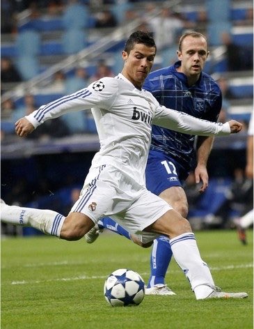 _BeFootball's tweet photo. 🚨 Will Still 🇧🇪 : « Pour moi, Auxerre, C'EST TF1 LE MARDI OU LE MERCREDI SOIR EN LIGUE DES CHAMPIONS, avec le Real Madrid et l'AC Milan qui viennent jouer ici, le maillot PlayStation 2. 🎮🤩

On regardait tous, même en Belgique. (Si on m’avait dit il y a un an que je serais à Auxerre), j’aurais dit : ''On y va''. 💙🍿 »

(@lequipe)