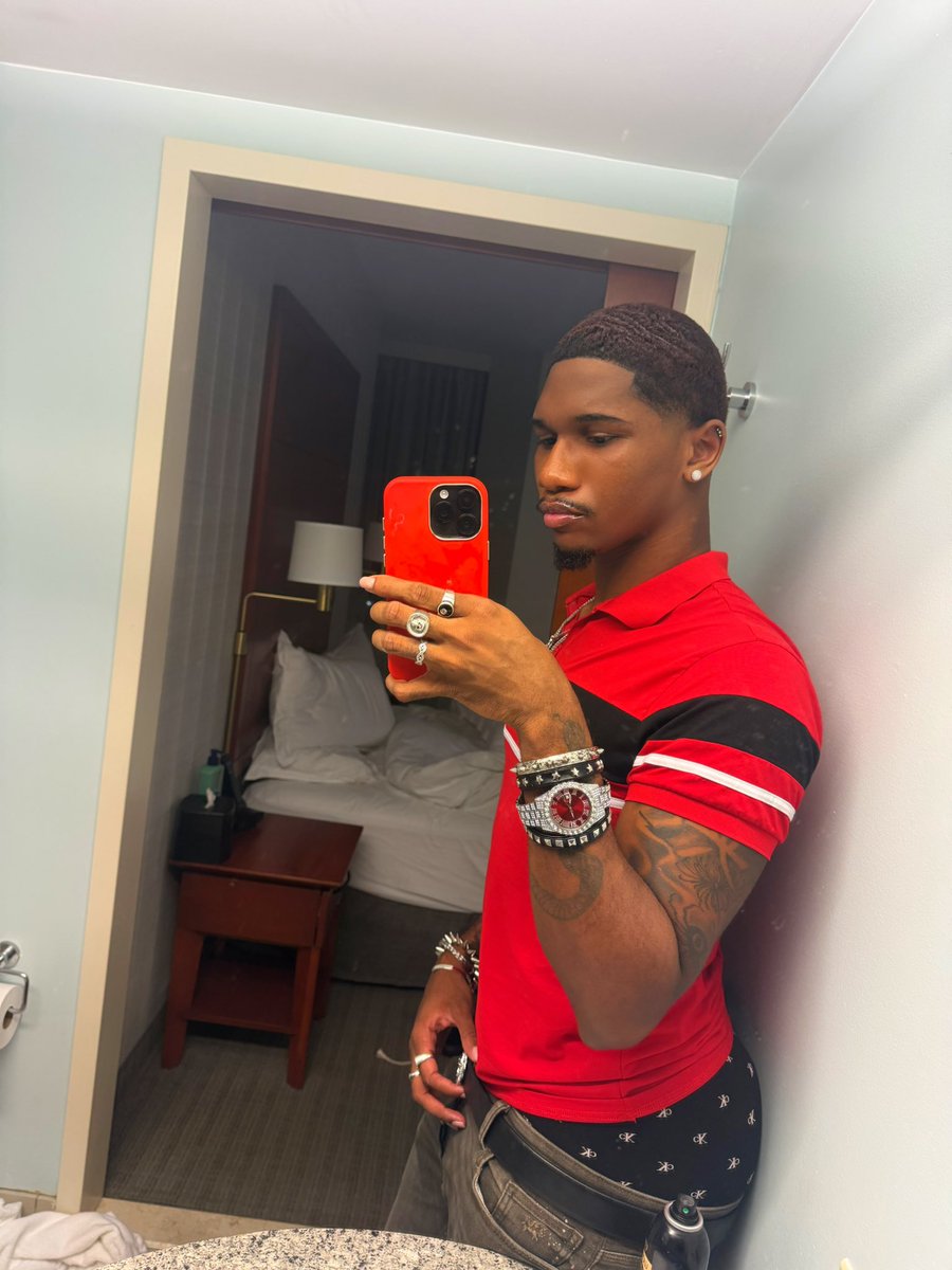 dollazduh's tweet photo. 🅰️🅾️🅰️ https://t.co/C8hPMU7Ky1