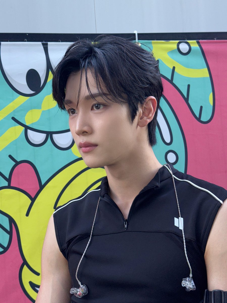 SUNGCHAN LANDS tweet media