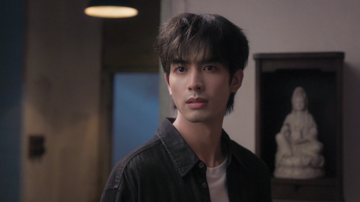 wallfIowerxx's tweet photo. chen yi is weilong's prettiest character idc https://t.co/6OvBDmgieM