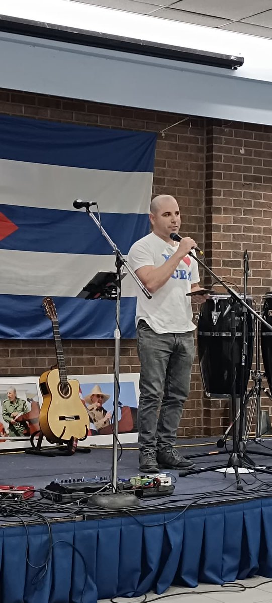 fonseca_julio's tweet photo. Yesterday #AsocCubanosJGG #Toronto, @CCFA4TO, #LACSN and many more friends celebrated #Cuba's National Day of Rebellion and 73 Anniversary #26Julio
#CubaNoEstáSola #Viva #Cuba Libre
#TumbaElBloqueo
@cdnntwrkoncuba @CGCuba_Toronto @EmbacubaCanada https://t.co/sELszhZmsz