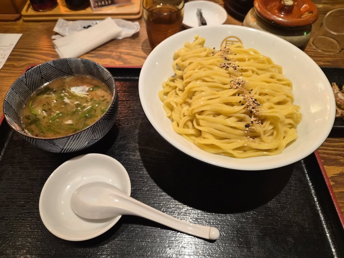 jifun268's tweet photo. 本日のらーめん。(つけ麺。新潟いた頃のお店がこっちで味わえて幸せ。) https://t.co/GjjVmScwxB