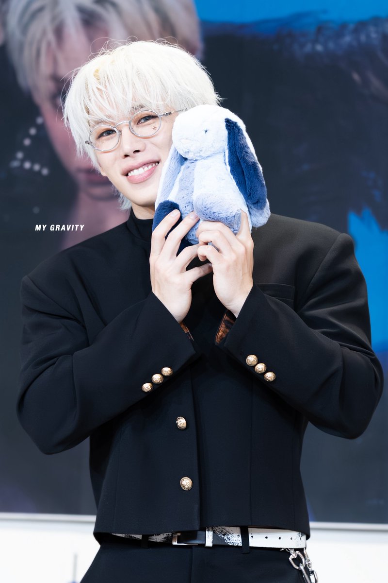 mygrvty's tweet photo. 260726 AM 팬싸 원호

#원호 #WONHO https://t.co/Otij5akLgm