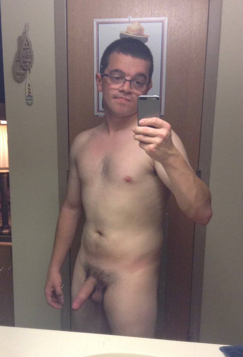 master_adambell's tweet photo. This slut Alan werdehoff loves showing off and begging for me to expose him! https://t.co/bUirWw8ryd