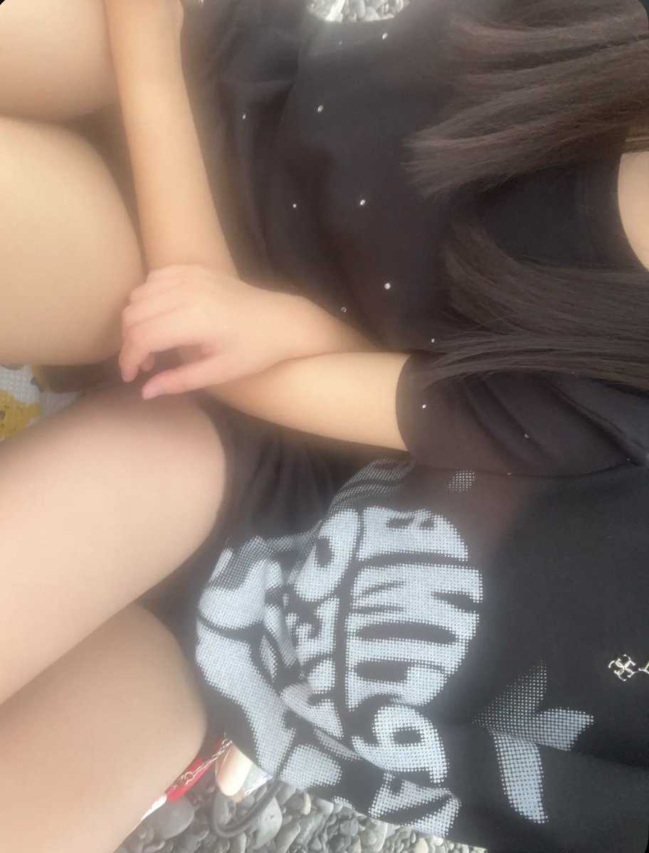 o0zmon's tweet photo. おしゃれするのだいすき♡
 #wlw  #レズビアンさんと繋がりたい https://t.co/ylscqIKeHQ
