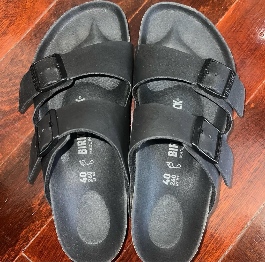 secondhand_1's tweet photo. Birkenstock Arizona sz.40 
Price : 1600

ใส่เดินในบ้านไม่กี่ครั้ง *ไม่มีอุปกรณ์ให้
#birkenstock #birkenstockthailand #birkenส่งต่อ #ส่งต่อbirken #ส่งต่อbirkenstock https://t.co/95hFsXyH2S