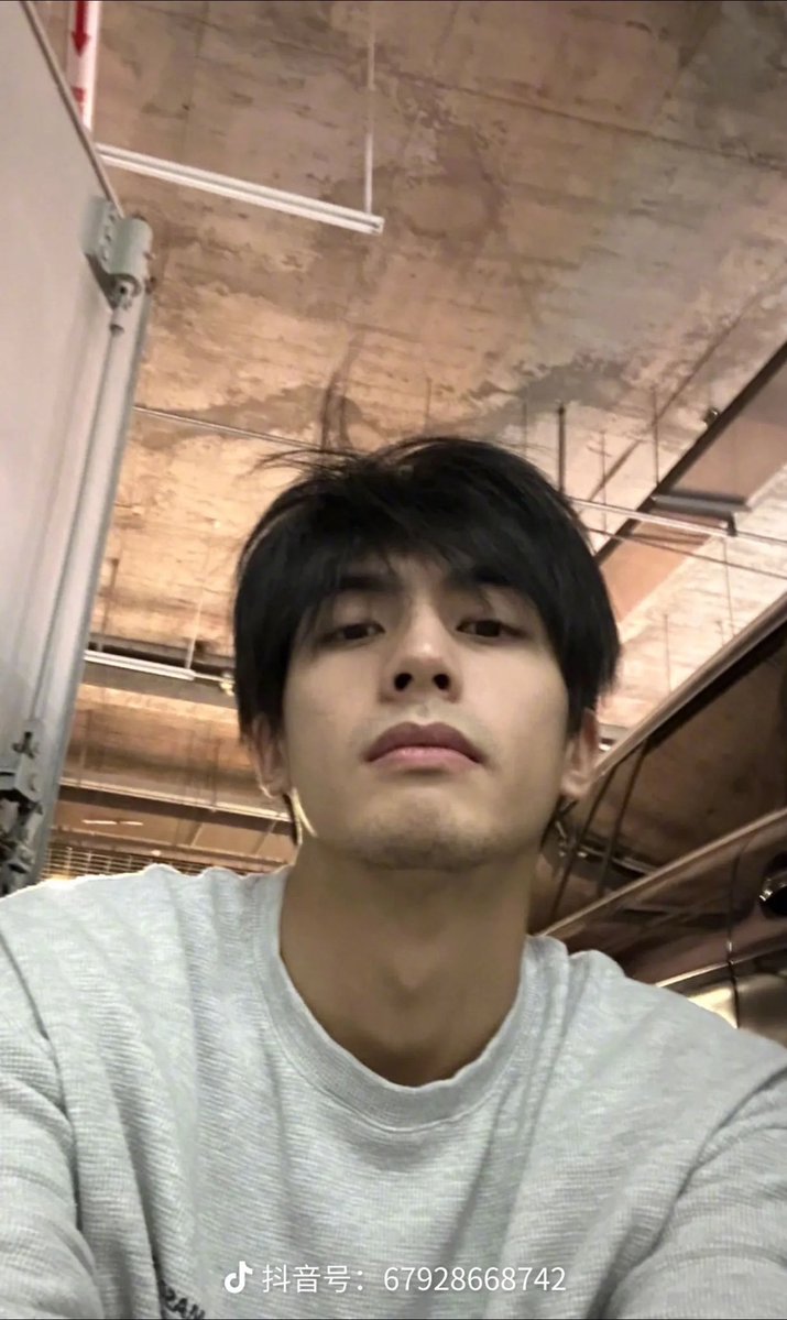 elleeyarn's tweet photo. @prncsszjy uhm https://t.co/QsIsNRo3xR
