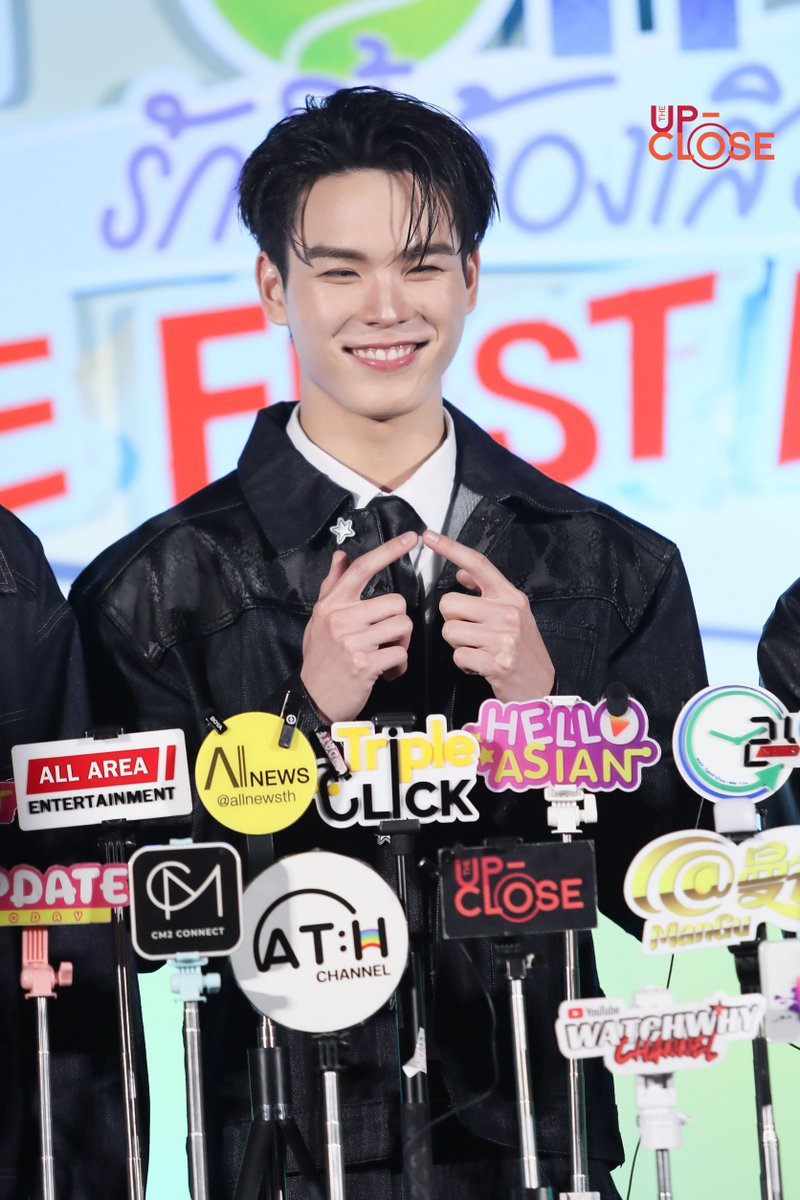 Theupclose's tweet photo. “ปิง กฤตนัน”ช่วงสัมภาษณ์ในงาน "Match Point รักนี้ต้องเสิร์ฟ The First Match"

FIRST MATCH FIRST SERVE

#MatchPointSeriesEP1
#teshowping #เตโชปิง
#teshow #PingKrittanun
#SingChimon #ซิงชิม่อน
#SingHarit #ssingss #ChimonWachirawit
#MatchPointSeries #รักนี้ต้องเสิร์ฟ https://t.co/FEXigpalWj