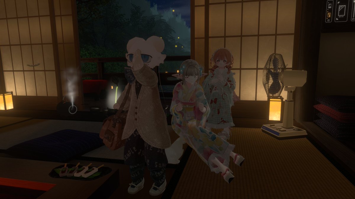 suxu_v's tweet photo. 深夜に突然夜の踊り子ごっこはじまった
先頭カメラトラッキングで頑張るぽんすけ https://t.co/YU1gy5I9wA