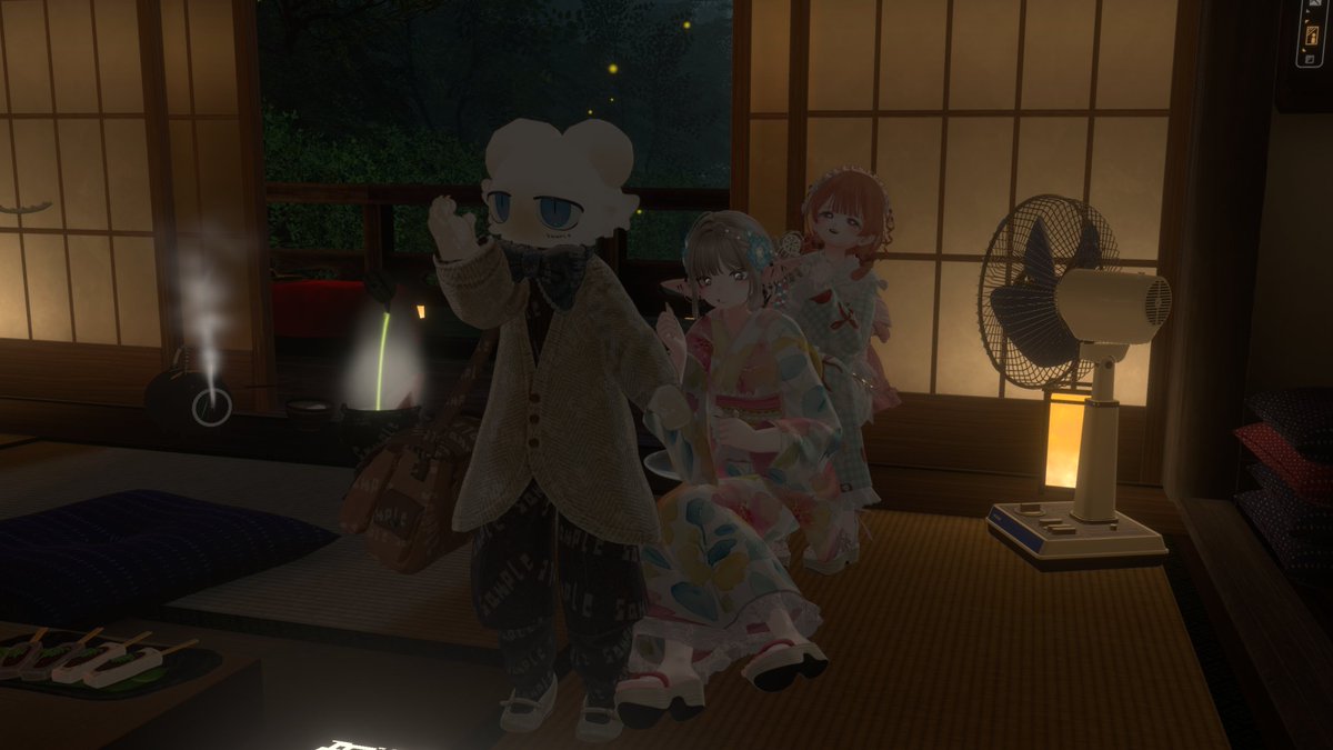 suxu_v's tweet photo. 深夜に突然夜の踊り子ごっこはじまった
先頭カメラトラッキングで頑張るぽんすけ https://t.co/YU1gy5I9wA