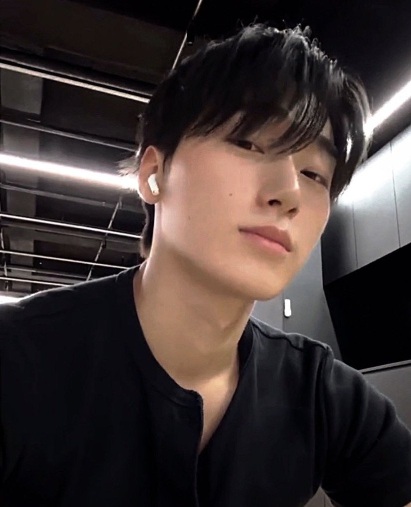 Choisanf's tweet photo. I'm back ya. #ngabarin https://t.co/nRWNosj352